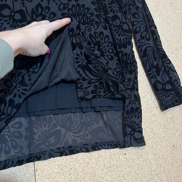 Susan Graver Occasions Short-Sleeve Button-Front Lace Top Plus Size 1X Stretch - Picture 7 of 11